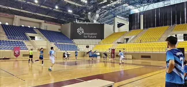 ESTÜ Öğrenci Spor Etkinlikleri Salon Futbolu Kupaları Sahiplerini Buldu
