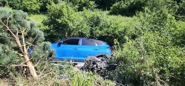 Yalova-Armutlu'da Motosiklet Kazası: Sürücü Ağır Yaralandı