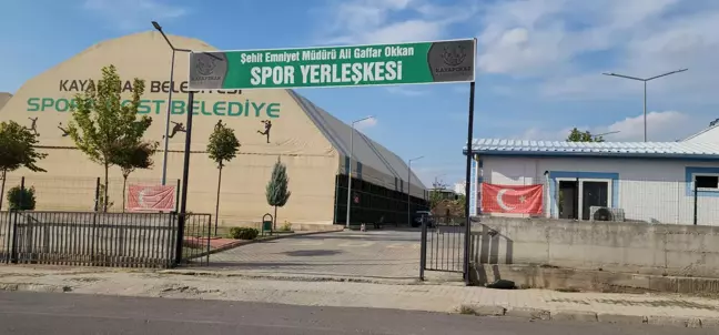 Diyarbakır'da Gaffar Okkan Spor Kompleksi'nin Adı 'Barış Spor Kompleksi' Olarak Değiştirildi