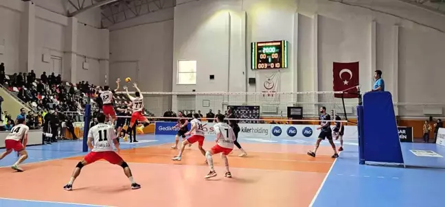 TÜRŞAD, İstanbul Gençlik SK'ya 3-1 Mağlup Oldu