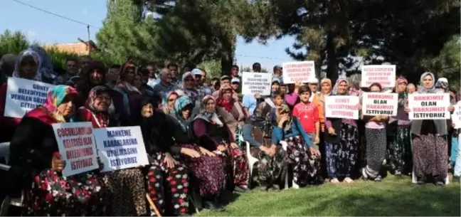 Davayı kazanandılar, belediyelerini geri istiyorlar