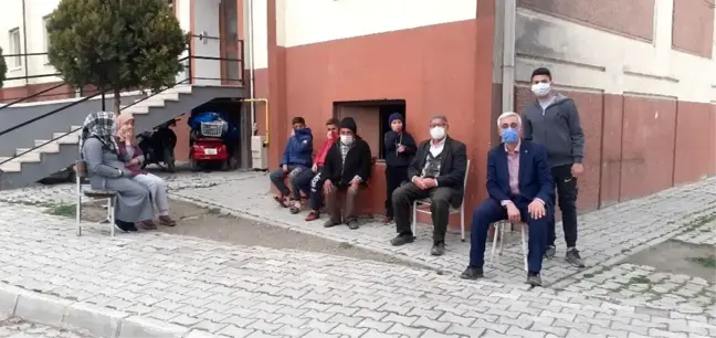 Osmancık'ta vatandaşlar sokak köpeklerinden tedirgin