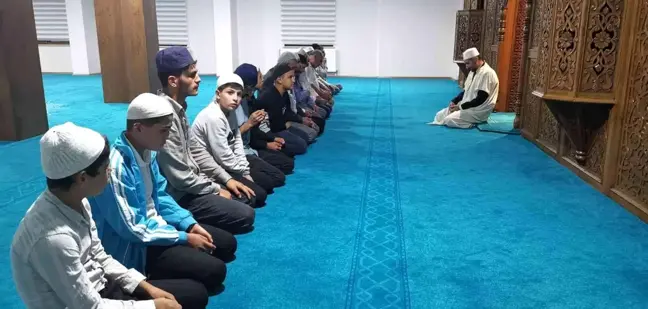 Müftü Dr. Şık Kur'an kursu öğrencilerini ziyaret etti