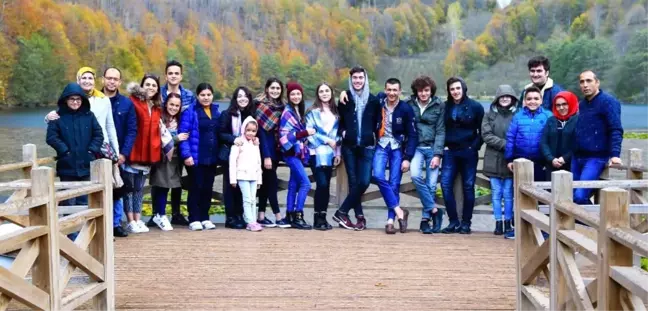 Öğrenciler Sınav Öncesi Doğa Gezisinde Stres Attı