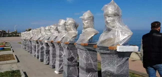 16 Türk büyüğünün büstü Akçakoca'ya geldi