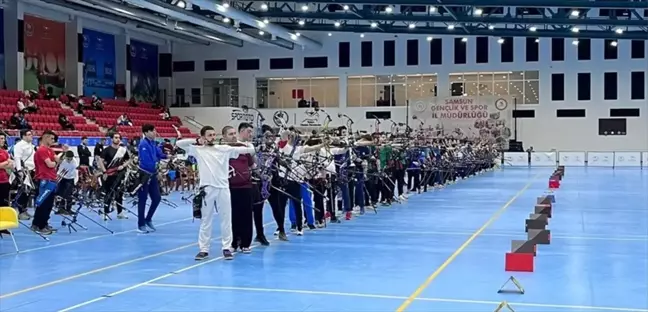 Salon Okçuluk Üniversiteler Türkiye Şampiyonası Samsun'da Başladı