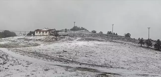 Karabük'ün Keltepe Kayak Merkezi Beyaza Büründü