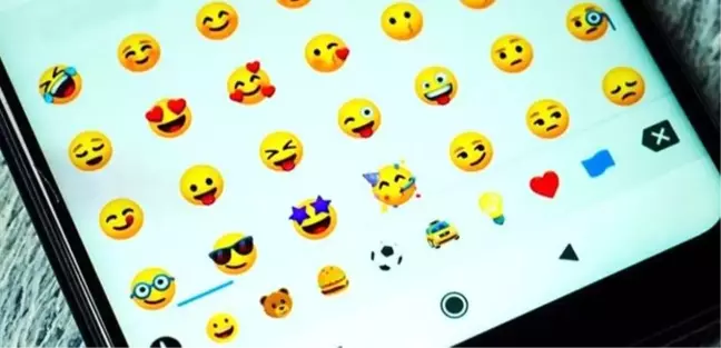 WHATSAPP'TAN 21 YENİ EMOJİ!