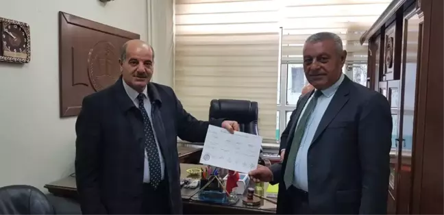 AK Parti'li Belediye Başkanları Mazbatalarını Aldı