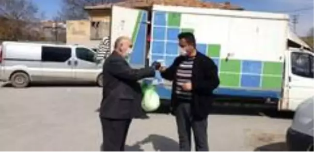 Bünyan'da ücretsiz maske dağıtımı aralıksız devam ediyor
