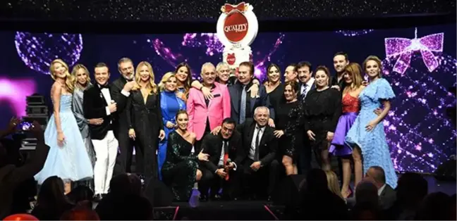Quality of Magazine... 'YENİ YILA MERHABA PARTİSİ'NDE YILDIZLAR GEÇİDİ!