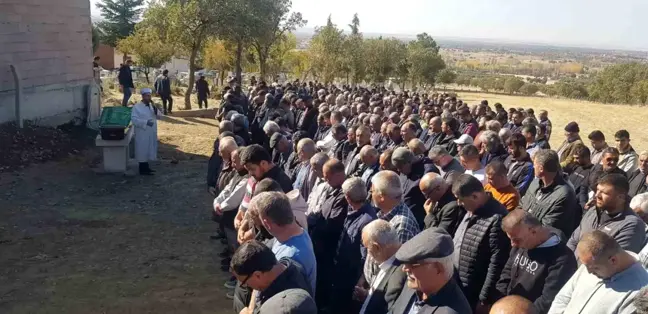 Arı Sokması Sonrası Nefes Alamayıp Hayatını Kaybeden Çetin Perşan