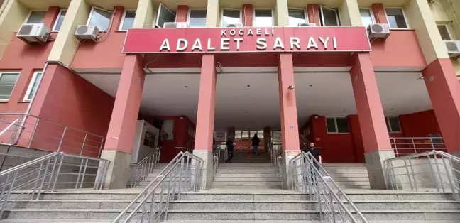 Kocaeli'de Eşinin Sevgilisini Bıçaklayan Sanığa Ceza