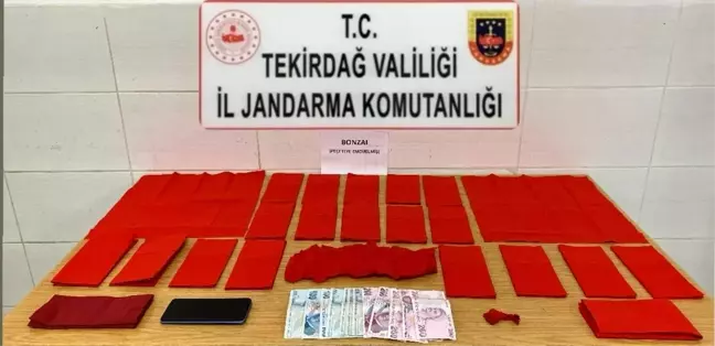 Tekirdağ'da Peçeteye Emdirilmiş Uyuşturucu Ele Geçirildi
