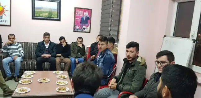 AK Parti Develi Gençlik Kolları Toplantısı Yapıldı