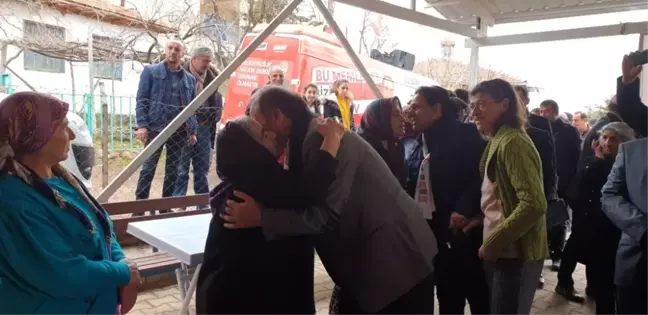 Başkan Kızıldaş, Doğup Büyüdüğü Mahallesinde Coşkuyla Karşılandı