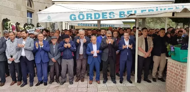 Belediye Başkanı Akyol'un Annesi Toprağa Verildi
