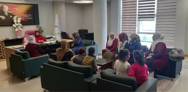 Başkan Çetin, mahallelerin sorunlarını kadınlardan dinledi