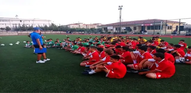 SİVEREK BELEDİYESİ YAZ FUTBOL OKULUNA BÜYÜK İLGİ