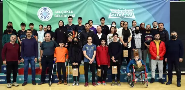 Selçuklu Belediyesi dart turnuvasında ödüller sahiplerini buldu