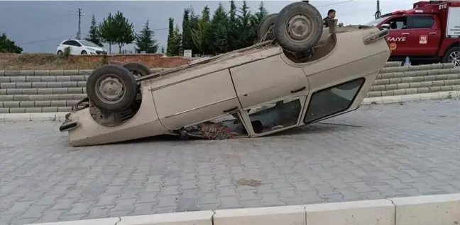 Amasya'da otomobil devrildi: 5 kişi yaralandı