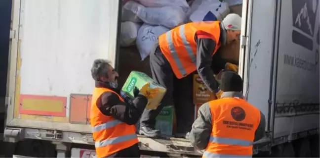 Kaş'tan Haleplilere Yardım Tırı Gönderildi