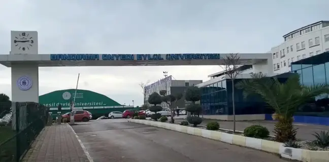 Bandırma Onyedi Eylüllü Üniversitesi'nin 27 Milyon TL'lik Kapı Harcaması Tepki Çekiyor