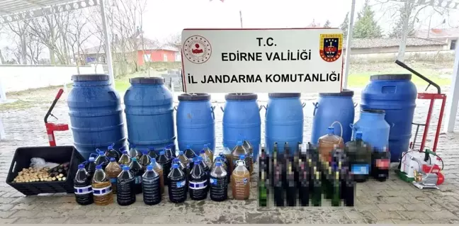 Edirne'de Evde Yapılan Aramada 1560 Litre Kaçak İçki Ele Geçirildi