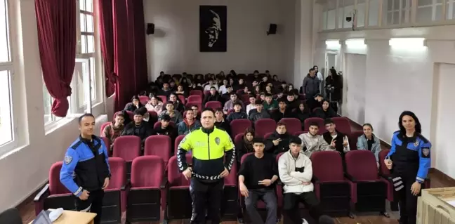 Muğla'da Öğrencilere Trafik Eğitimi Verildi