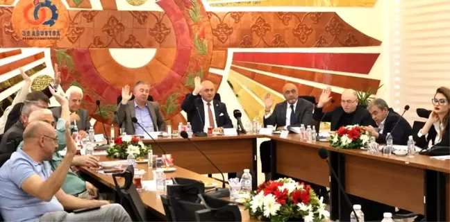 Kütahya'da '30 Ağustos OSB Genel Kurulu Toplantısı' yapıldı, yeni dönem için hedefler belirlendi