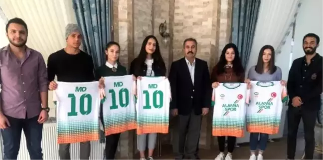 Aytemiz Alanyaspor'dan Emniyet Müdürü'ne 'Sahte Forma' Tepkisi