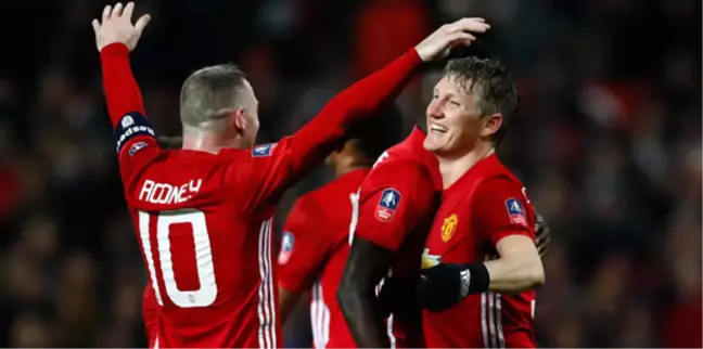 Manchester United Kupada Zorlanmadı