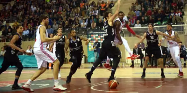 Eskişehir Basket - Beşiktaş Sompo Japan: 78-87