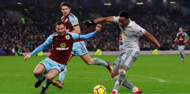 Manchester United 3 Puanı Tek Golle Aldı