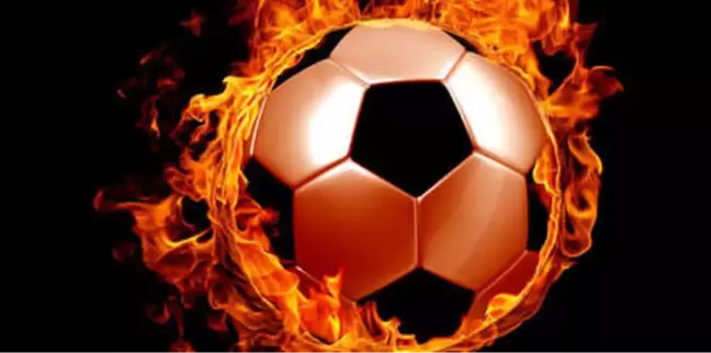Galatasaray'da Mehmet Dedeoğlu ve Mehmet Özbek İstifa Etti...