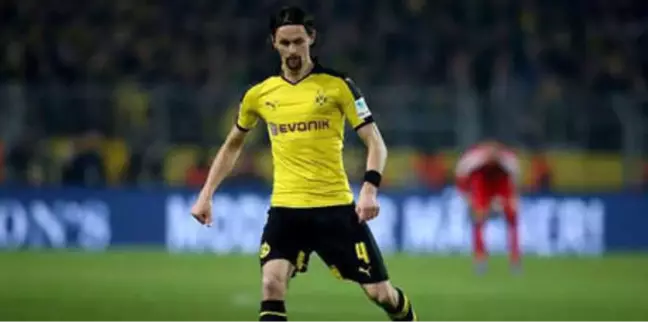 Saint-Etienne, Subotic ile Anlaştı!