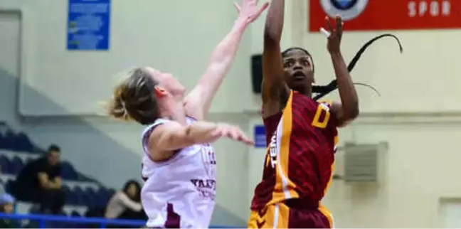 Yakın Doğu Üniversitesi-Galatasaray: 70-54