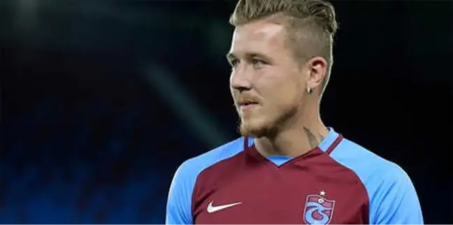 Kucka Tayland'a Gitmek İstemedi