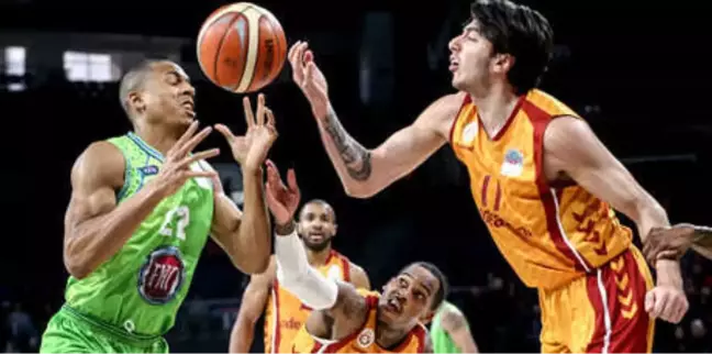 Galatasaray Odeabank-Tofaş: 83-90