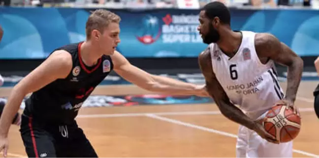 Beşiktaş Sompo Japan-Gaziantep Basketbol: 87-80