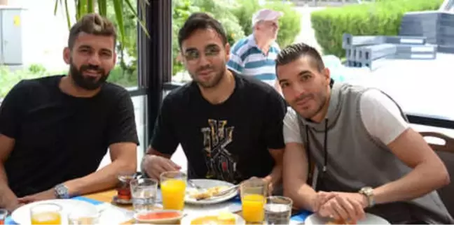 Atiker Konyaspor'da Kahvaltılar Volkan Şen'den