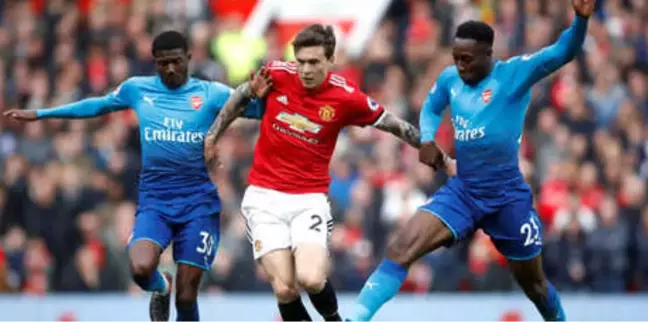 Manchester United Son Dakikada Kazandı