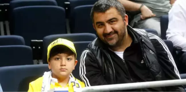 Sürpriz İddia! Ümit Özat'ın Yeni Adresi...