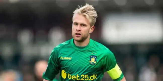 Beşiktaş, İsveçli Sağ Bek Johan Larsson'u Gündemine Aldı