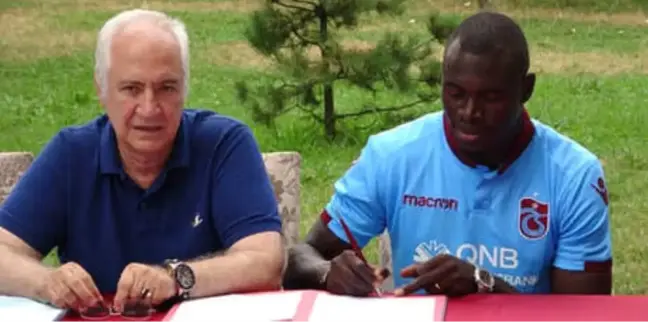 Trabzonspor'da Zargo Toure İmzayı Attı