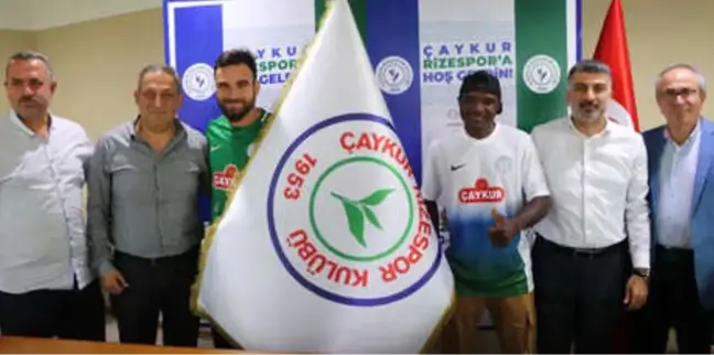 Çaykur Rizespor'da Musa ve Aminu İmzayı Attı