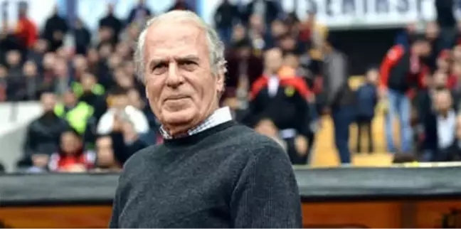 Mustafa Denizli'den Akhisar Açıklaması!