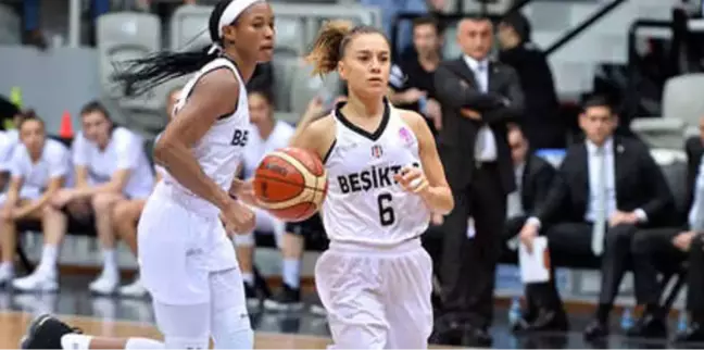 Beşiktaş - Wisla Canpack: 100-71