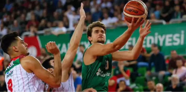 Pınar Karşıyaka - Darüşşafaka Tekfen: 100-84