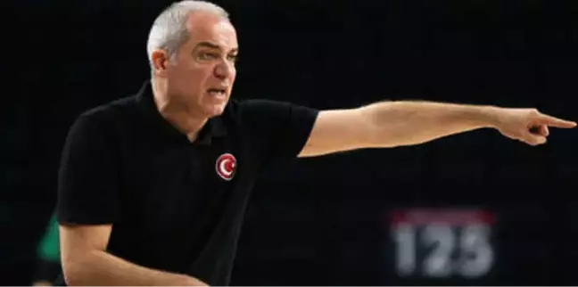 A Milli Kadın Basketbol Takımı'nda Ekrem Memnun ile Yollar Ayrıldı